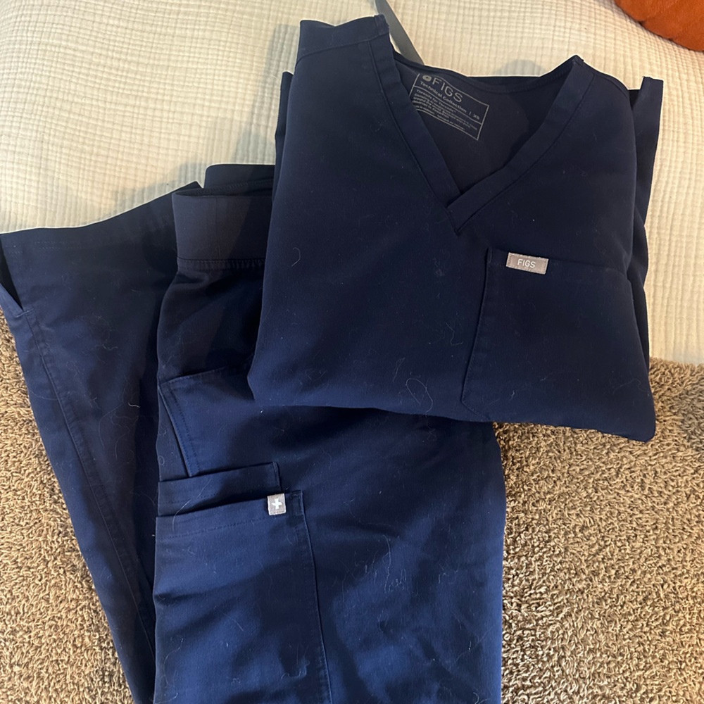 FIGS scrubs